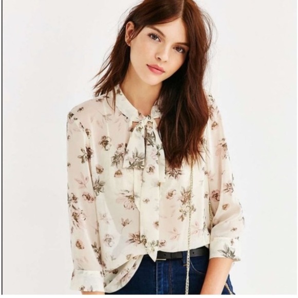 Urban Outfitters Tops - Urban Outfitters | Kimchi Blue | Cream floral blouse with tie neck Size Small
